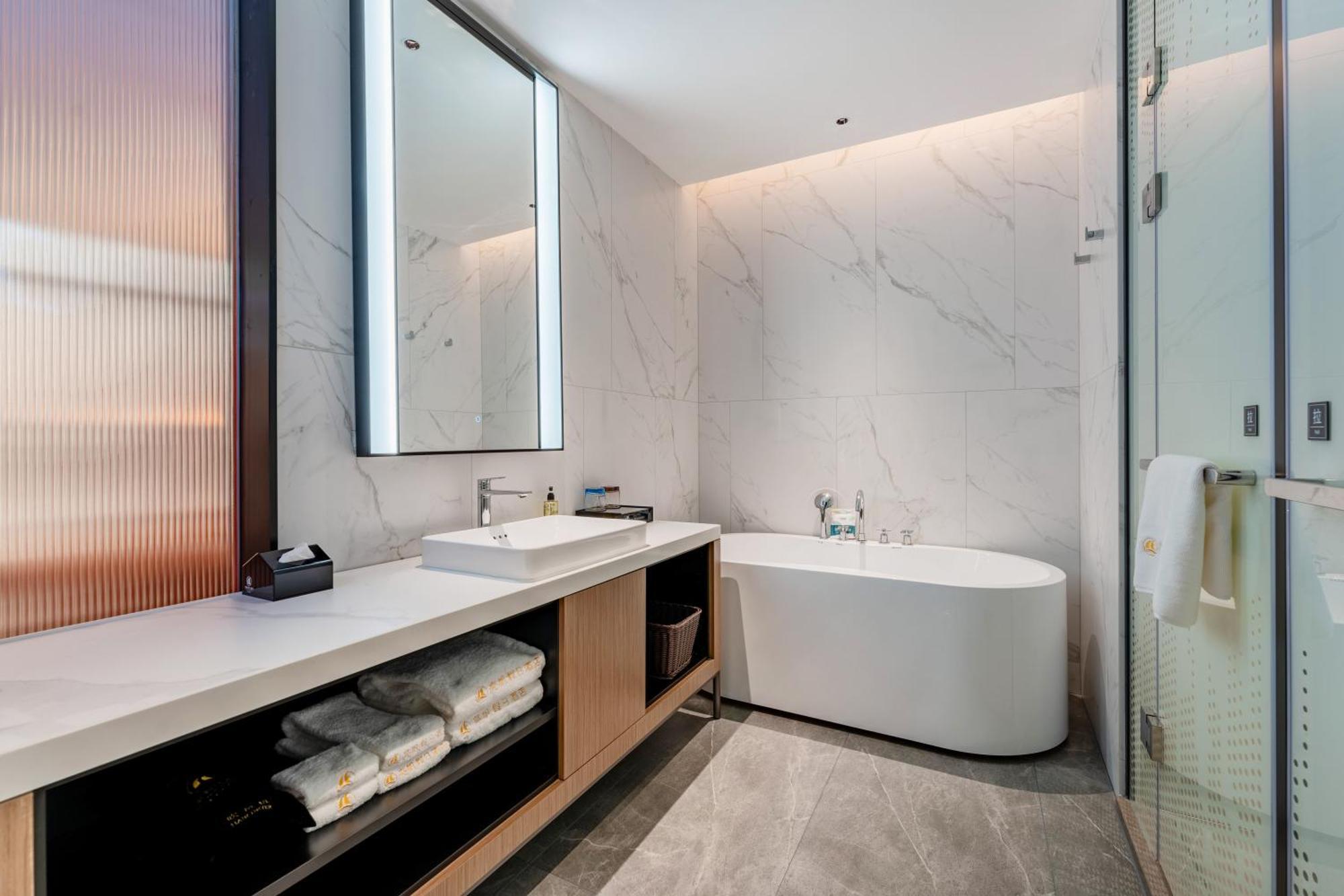 Liang Fan Holiday Inn Guangzhou Luaran gambar